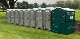 Best VIP or Luxury Restroom Trailers  in Dalworthington Gardens, TX